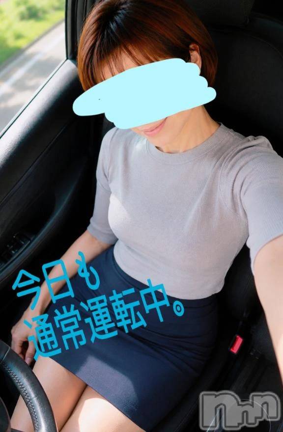 新潟デリヘル熟女の風俗 最終章(ジュクジョノフウゾクサイシュウショウ)ことは(42)の2026年8月17日写メブログ「3日ーーーっ！！⚡🍑⚡」