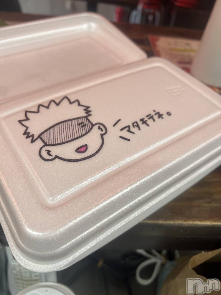 Ĺ��ʥå��������륺�С����פꥹ�ʥå�����ä��礤(���ޥĥꥹ�ʥå�����å��祤) ���椫��6��4���̥�֥����֤ߤ�ʤäƤ���