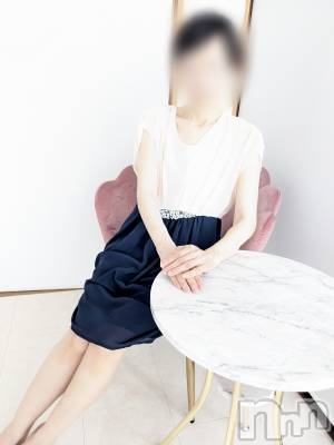 みほ(体験入店)(45) 身長155cm、スリーサイズB82(B).W55.H85。長岡人妻デリヘル 多彩妻(タサイヅマ)在籍。