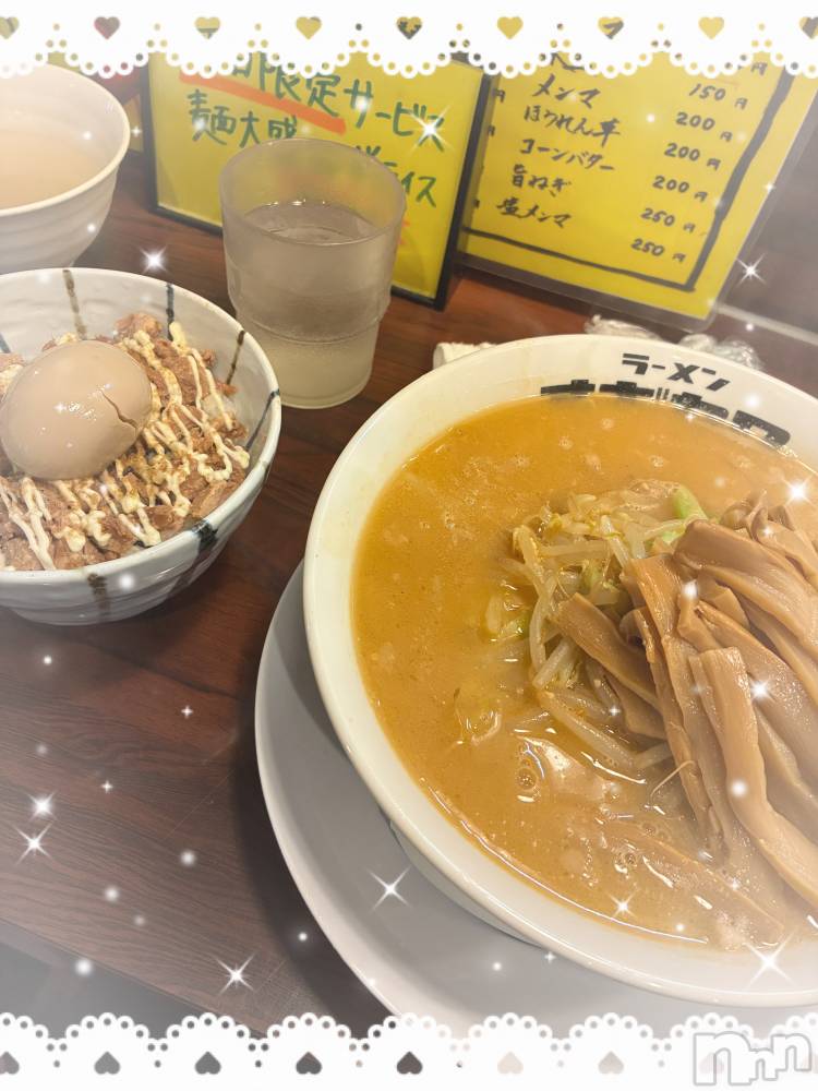 新潟デリヘル奥様特急 新潟店(オクサマトッキュウニイガタテン) みやび(25)の10月16日写メブログ「食欲の秋🎃🍁🍄」
