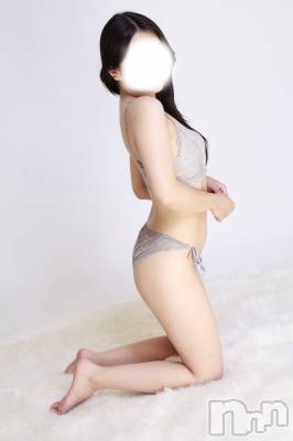 りんか(24) 身長154cm、スリーサイズB80(C).W54.H68。新潟デリヘル Cocoru(ココル)在籍。