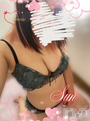 さん(19) 身長160cm、スリーサイズB97(F).W58.H75。新潟風俗エステ princess(プリンセス)在籍。