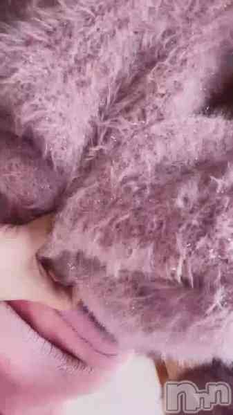 新人しいなの動画 π爆発中‼️✨