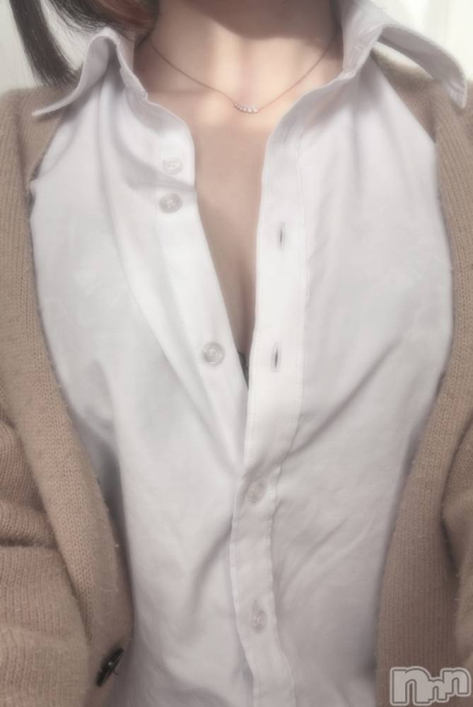 新潟デリヘルCherish Amulet(チェリッシュ アミュレット) あかり ≪未経験黒髪美少女≫(20)の11月15日写メブログ「みなさまおはようございます☀️」