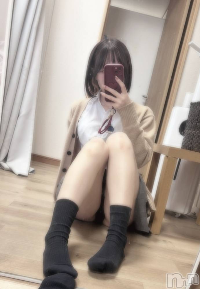 新潟デリヘルCherish Amulet(チェリッシュ アミュレット) あかり ≪未経験黒髪美少女≫(20)の11月29日写メブログ「会えたら嬉しいな…今日も10～21時出勤です🐰💞」