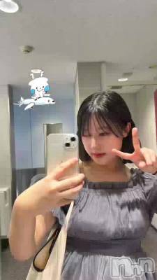 衪