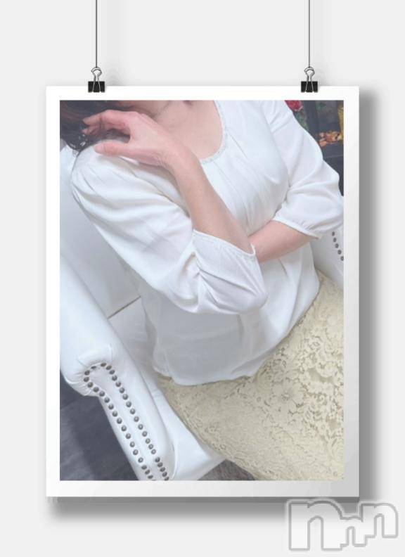 上田発デリヘル人妻華道 上田店(ヒトヅマハナミチウエダテン)【熟女】かえで(56)の2026年7月9日写メブログ「半年以上振りかな？？皆様元気ですか～？？」