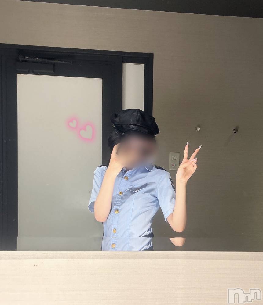 新潟デリヘルCrest(クレスト) 新人☆しいか(19)の10月18日写メブログ「👮🚨」