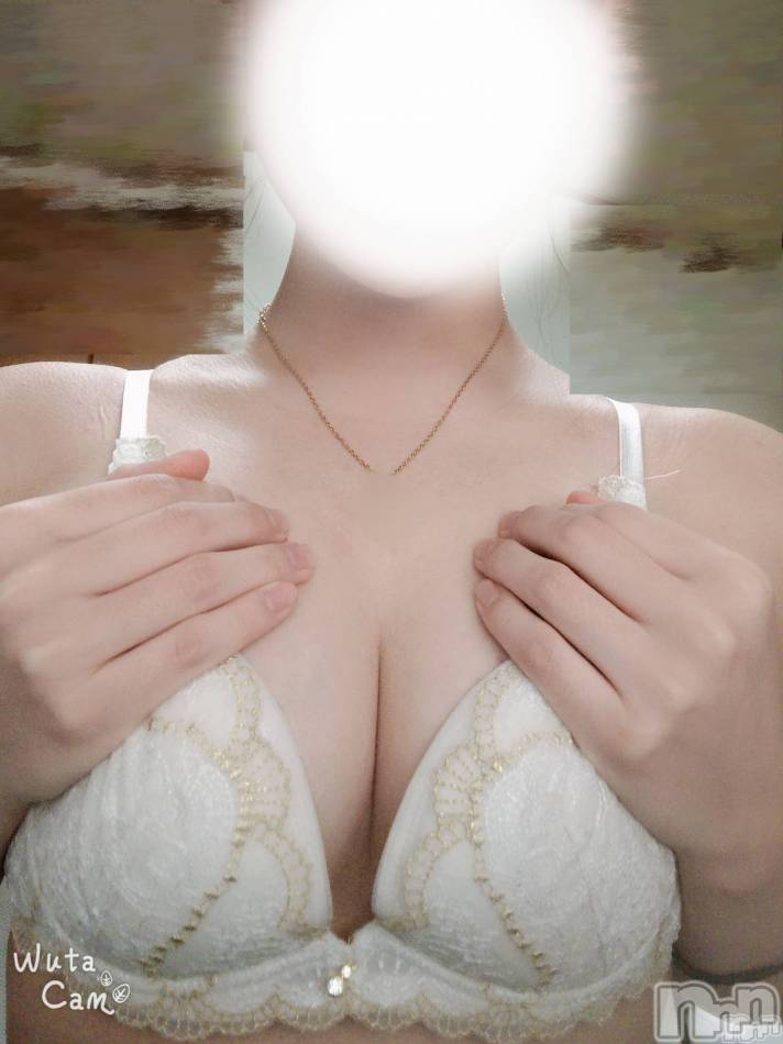 新潟デリヘル(ニイガタデリヘルイインカイホープ)の2025年11月22日お店速報「ちなつ💗ひまり💗10代美女がエロがる至福の時間✨」