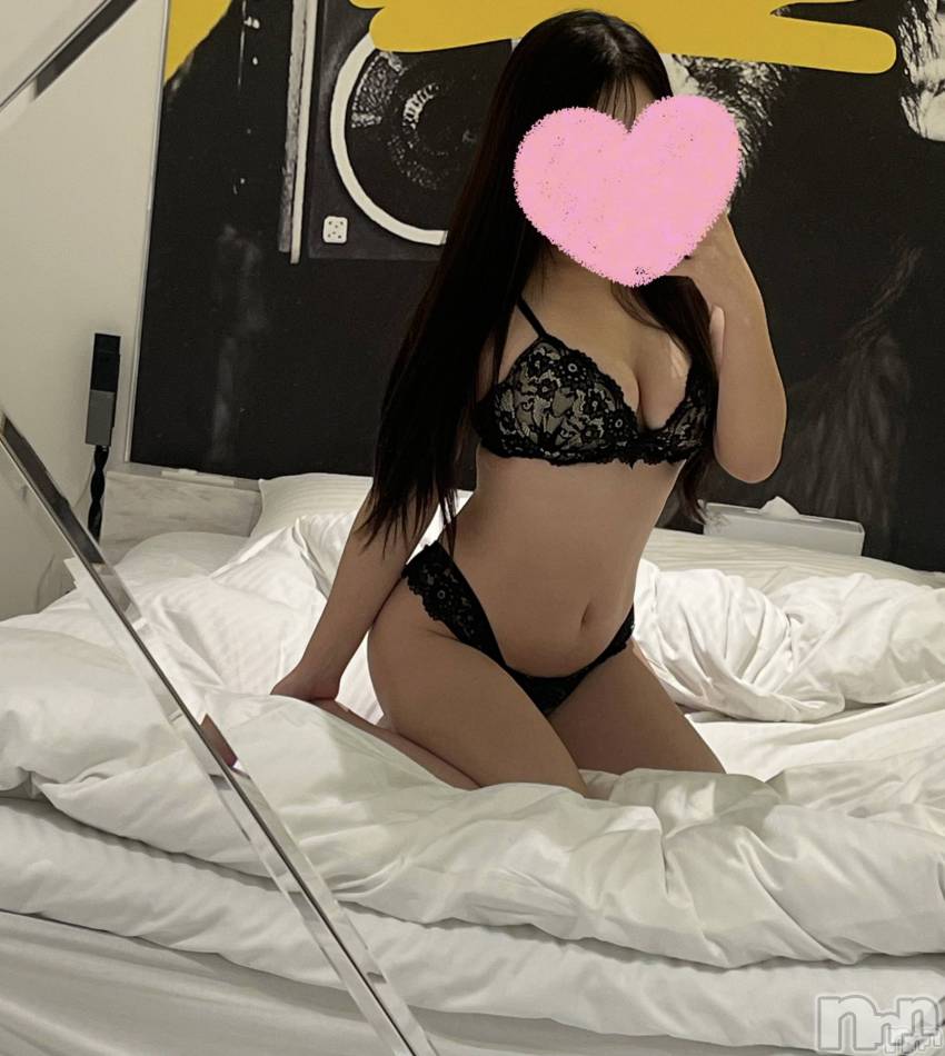 新潟デリヘル(ニイガタシュッチョウメンズエステファンシィ)の2025年11月10日お店速報「超人気✨アイドル系激カワ超美人さなちゃん💗ラスト枠ご案内できます🌠」