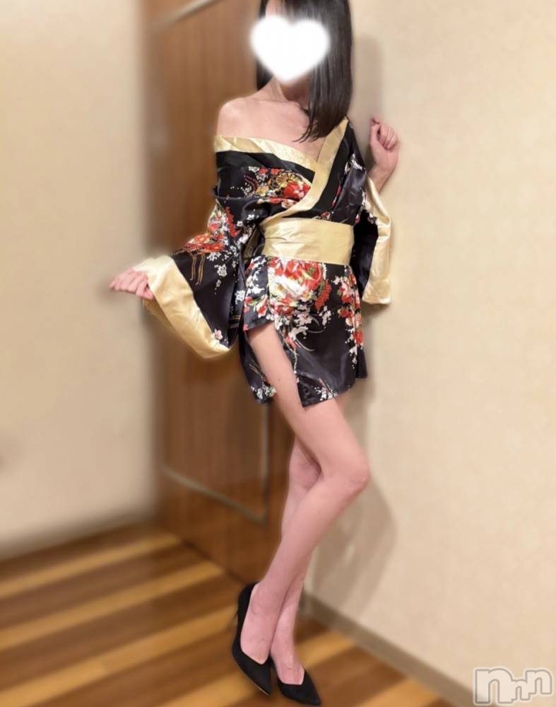 長岡デリヘル人妻楼　長岡店(ヒトヅマロウ　ナガオカテン) えみ(42)の1月1日写メブログ「🎍初夢みた？🤭🩷」