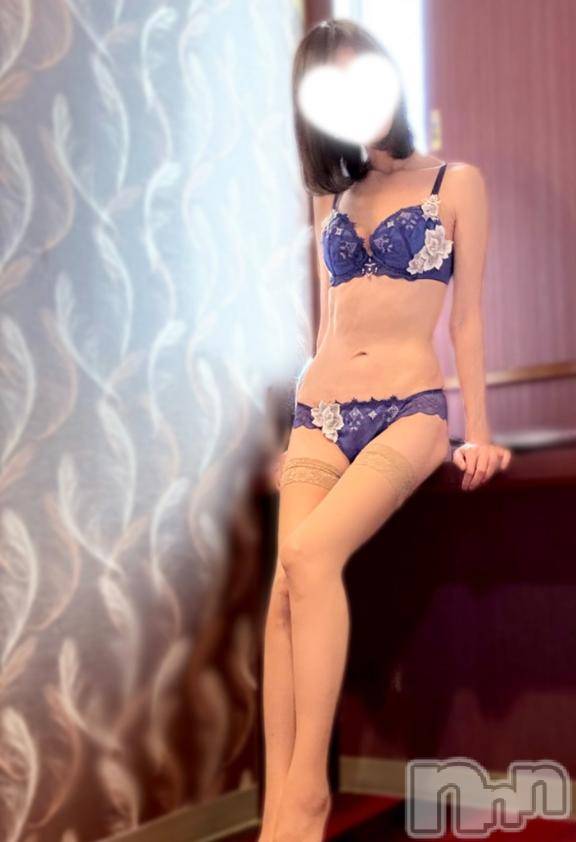 長岡人妻デリヘル人妻楼　長岡店(ヒトヅマロウ　ナガオカテン) えみ(42)の9月26日写メブログ「敏感な おち〇こ😘🍌」
