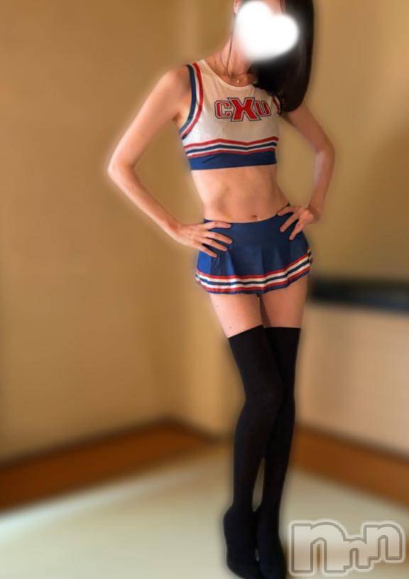 長岡デリヘル人妻楼　長岡店(ヒトヅマロウ　ナガオカテン)えみ(42)の2025年10月27日写メブログ「明日 13時～出勤予定です🚗³₃ 🩷」