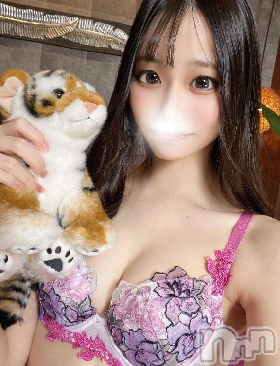 長岡デリヘルROOKIE(ルーキー) ななか(21)の8月18日写メブログ「🩶ななかの自己紹介🩶」