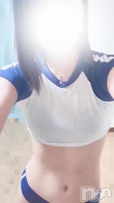 もも(23) 身長170cm、スリーサイズB88(E).W56.H86。新潟風俗エステ La Muse(ラミューズ)在籍。