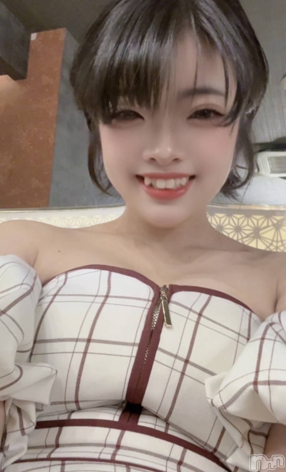 ���ܱ�������Х��顦�����K-LOUNGE(�����饦��) ��2026ǯ10��6���̥�֥����֤��ʤ����äѤ��Ǥ���