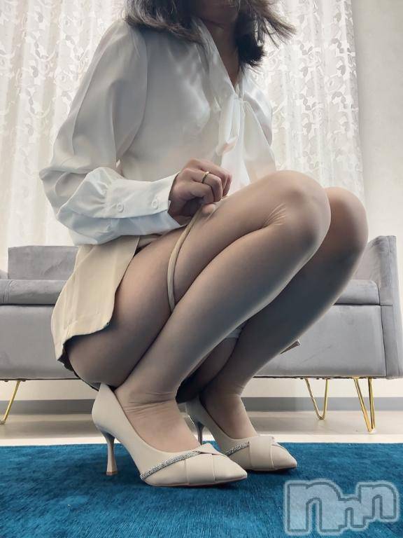 新潟デリヘル新潟人妻　2nd Wife(セカンドワイフ) 体験。まなか奥様(29)の4月19日写メブログ「お礼日記⸜❤︎⸝‍」