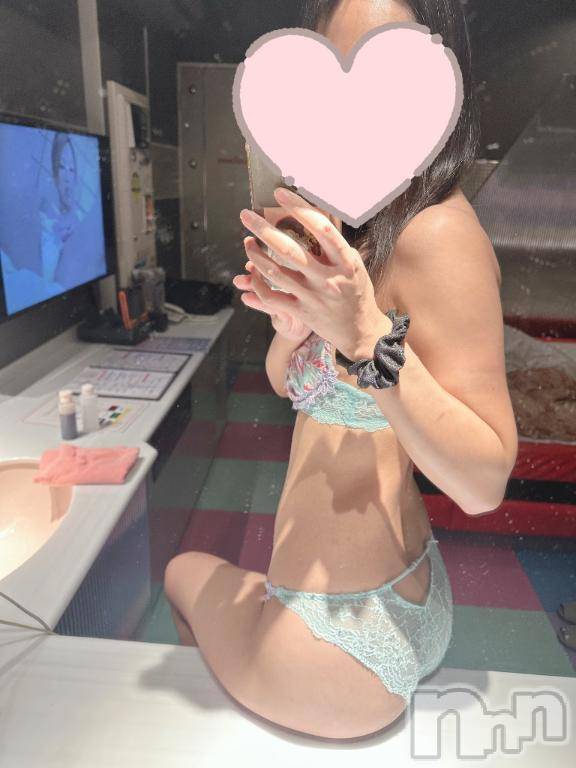 新潟デリヘル新潟人妻　2nd Wife(セカンドワイフ) 体験。まなか奥様(29)の4月24日写メブログ「退勤しました⸜❤︎⸝‍」