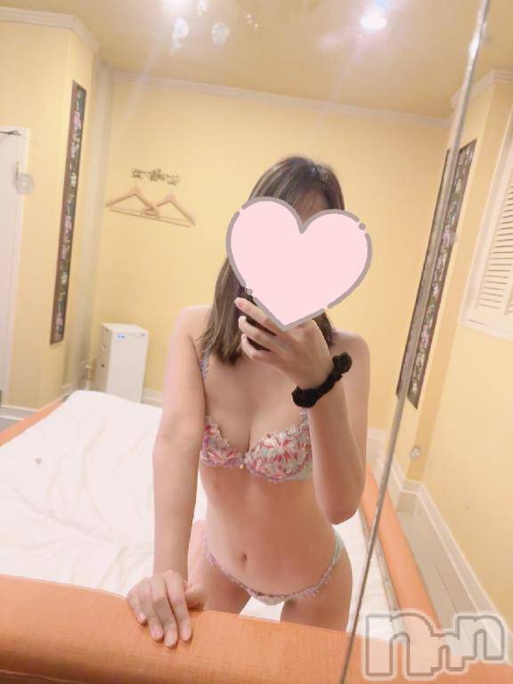 新潟デリヘル新潟人妻　2nd Wife(セカンドワイフ) まなか奥様(29)の6月10日写メブログ「出勤しました⸜❤︎⸝‍」