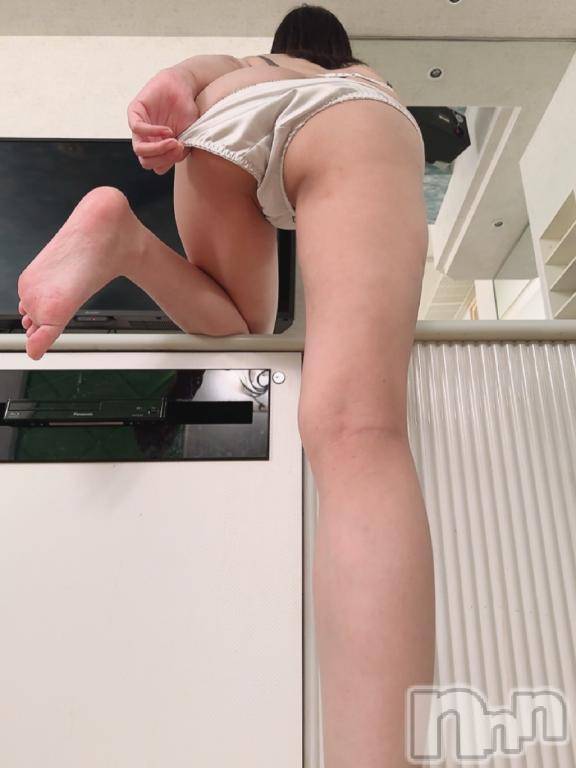 新潟デリヘル新潟人妻　2nd Wife(セカンドワイフ)体験。まなか奥様(29)の2026年4月24日写メブログ「出勤しました⸜❤︎⸝‍」