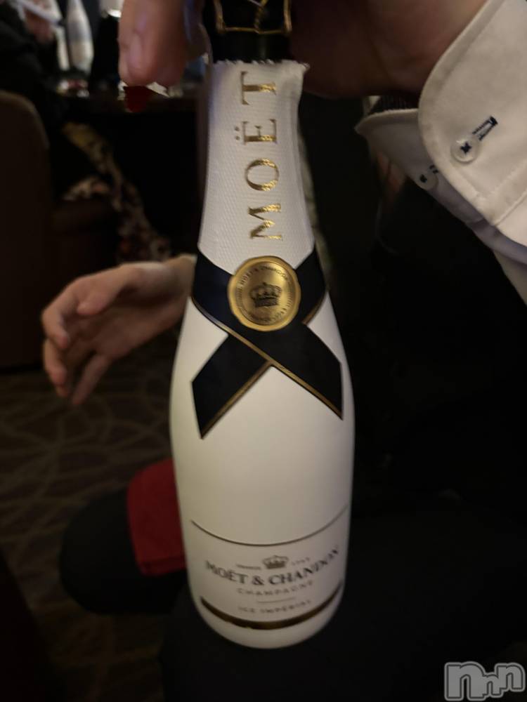 ��Ʋ����Х��顦�����Lounge Veranda(�饦�󥸥٥���) ��ʤ�3��26���̥�֥����֤����