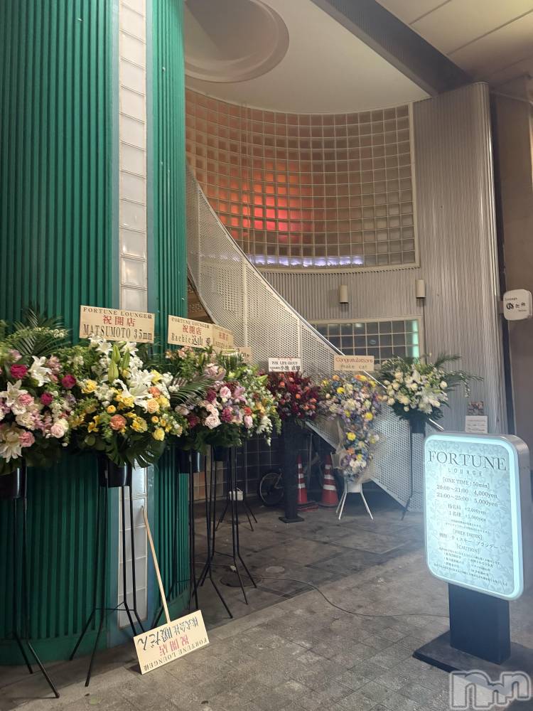 ��Ʋ����Х��顦�����Lounge Veranda(�饦�󥸥٥���) ��ʤ�4��11���̥�֥����֤����