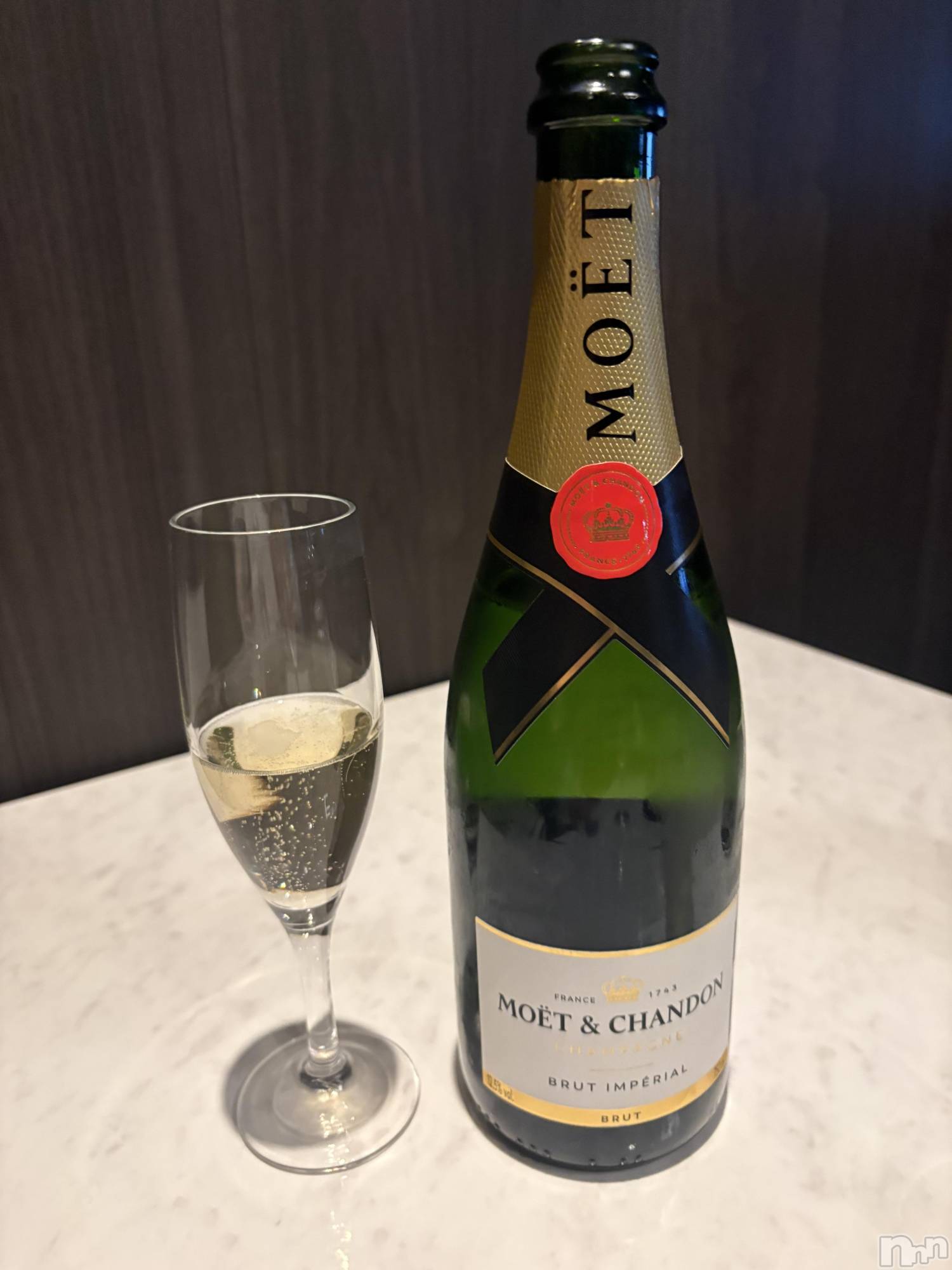 ��Ʋ����Х��顦�����Lounge Veranda(�饦�󥸥٥���) ��2026ǯ4��10���̥�֥����֤����