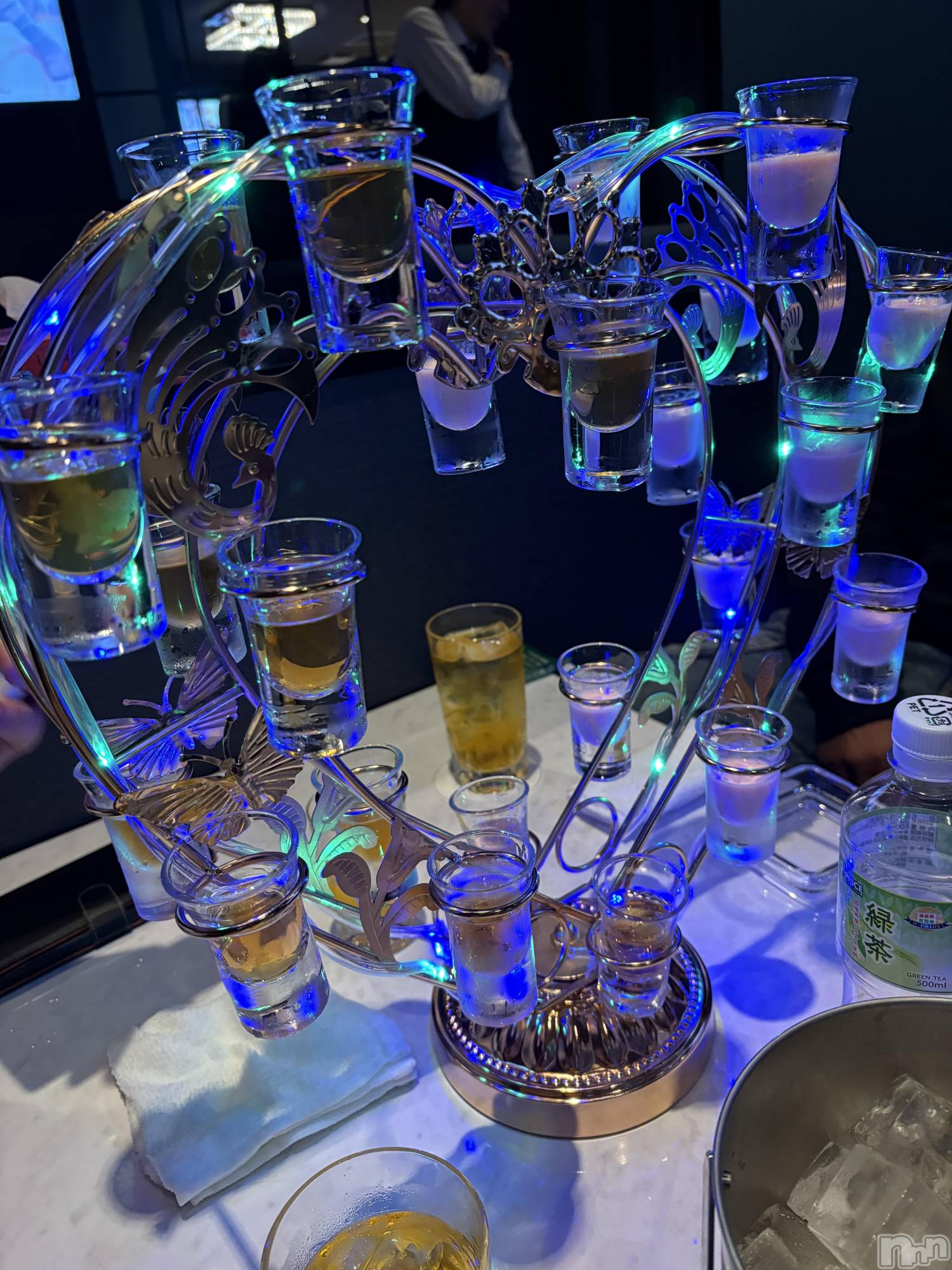 ��Ʋ����Х��顦�����FORTUNE LOUNGE(�ե��������饦��) ��2026ǯ10��24���̥�֥����֤����