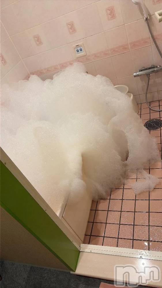 新潟デリヘル新潟市鳥屋野潟ちゃんこ(ニイガタシトヤノガタチャンコ) なつき(26)の11月3日写メブログ「お礼写メ日記♡」