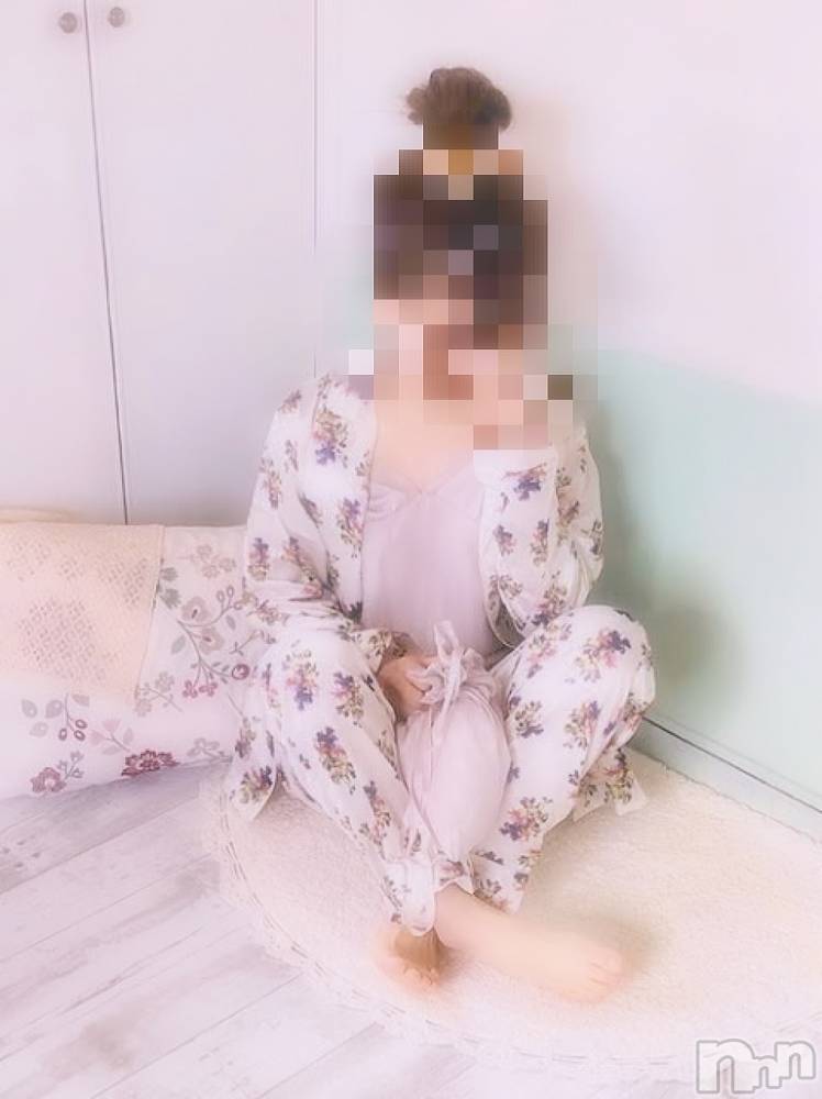 長岡人妻デリヘル長岡人妻市(ナガオカヒトヅマイチ) れいか★御姉様タイプ(34)の8月18日写メブログ「こんばんは🌙* :ﾟ」