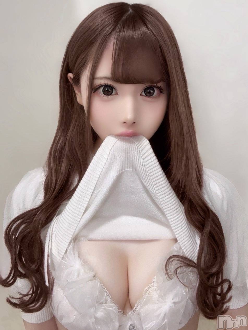 白雪りあら