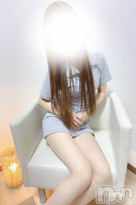 えれな(21) 身長160cm、スリーサイズB().W.H。新潟メンズエステ MYIRO　-マイロ-(マイロ)在籍。