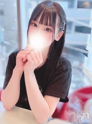まろん(20) 身長161cm、スリーサイズB86(D).W56.H84。長岡デリヘル BLUE BIRD長岡店(ブルーバードナガオカテン)在籍。