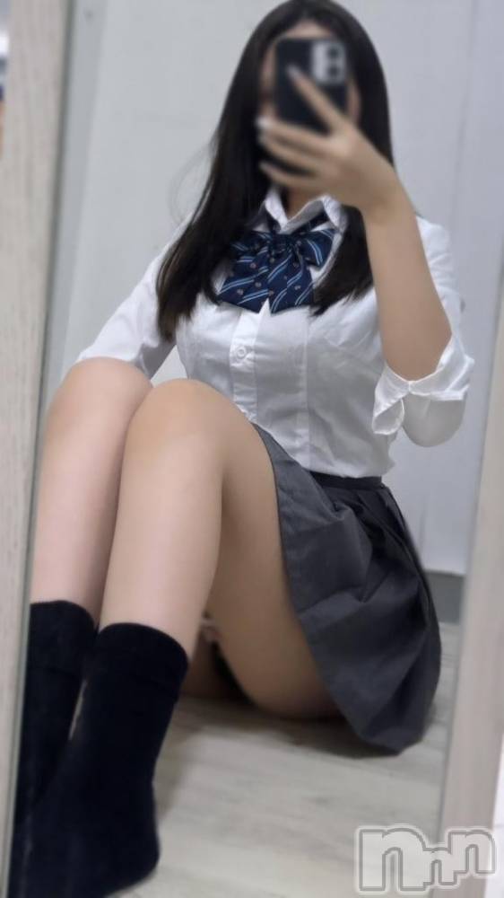 三条デリヘル新潟デリヘル倶楽部　三条店(ニイガタデリヘルクラブ　サンジョウテン) りず(22)の8月19日写メブログ「はじめまして😌🩵」