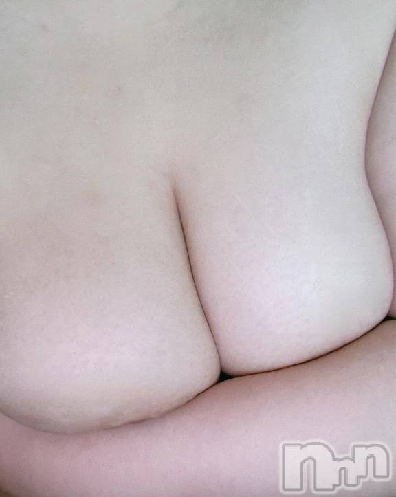 新潟デリヘル新潟市鳥屋野潟ちゃんこ(ニイガタシトヤノガタチャンコ) しおん(22)の10月9日写メブログ「しおん今日もえっちな気分で出勤…👉🏻👈🏻💕」