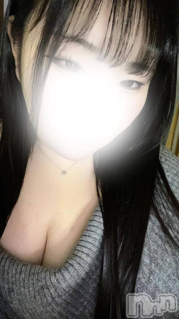 新潟デリヘル新潟市鳥屋野潟ちゃんこ(ニイガタシトヤノガタチャンコ)しおん(22)の2026年1月13日写メブログ「ニットワンピの下、想像して…🫣🤍」