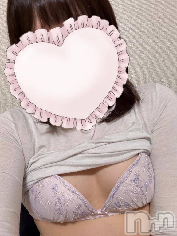 新潟デリヘル奥様特急 新潟店(オクサマトッキュウニイガタテン)みりあ(22)の2025年8月23日写メブログ「出勤しました♡」