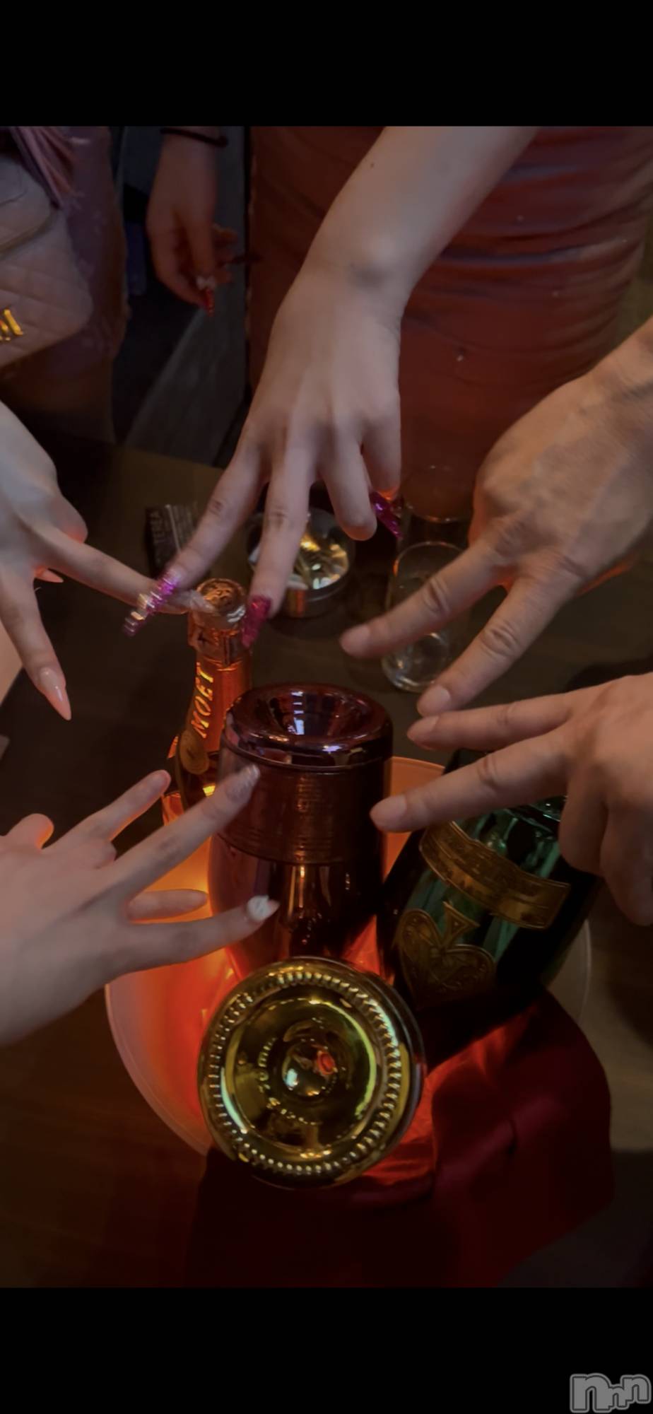 ��Ʋ����Х��顦�����JARDIN CLUB(�������󥯥��) ��2026ǯ4��4���̥�֥����֤󡩿���̿�����