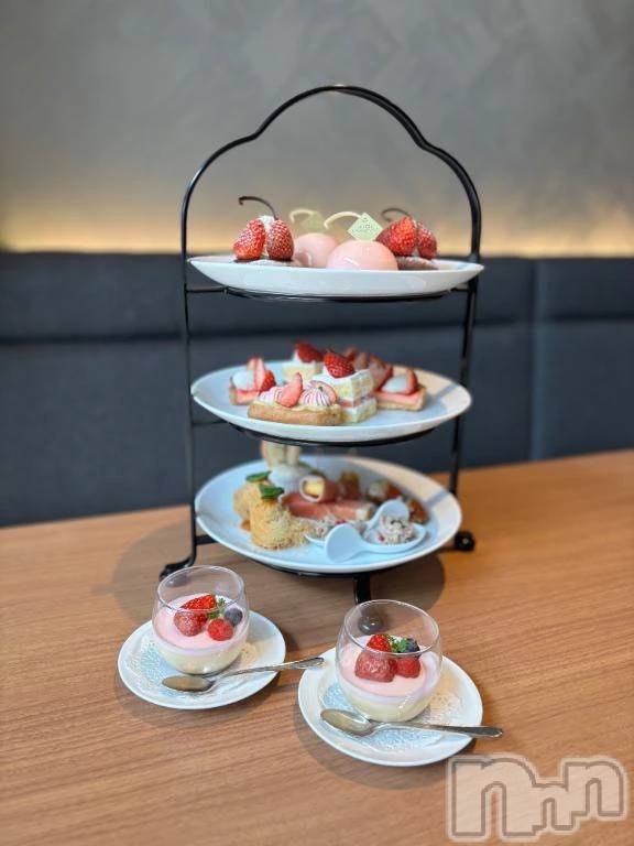 新潟デリヘル新潟市鳥屋野潟ちゃんこ(ニイガタシトヤノガタチャンコ)あいる(21)の2025年11月12日写メブログ「おはようございます☀️」