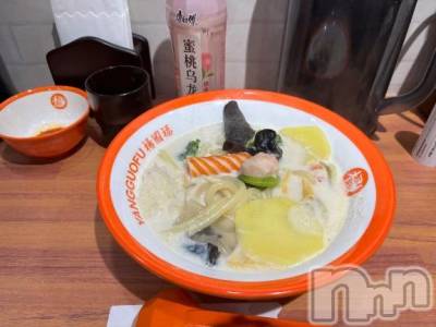 新潟デリヘル 新潟市鳥屋野潟ちゃんこ(ニイガタシトヤノガタチャンコ) あいる(21)の10月19日写メブログ「おはようございます☀️」