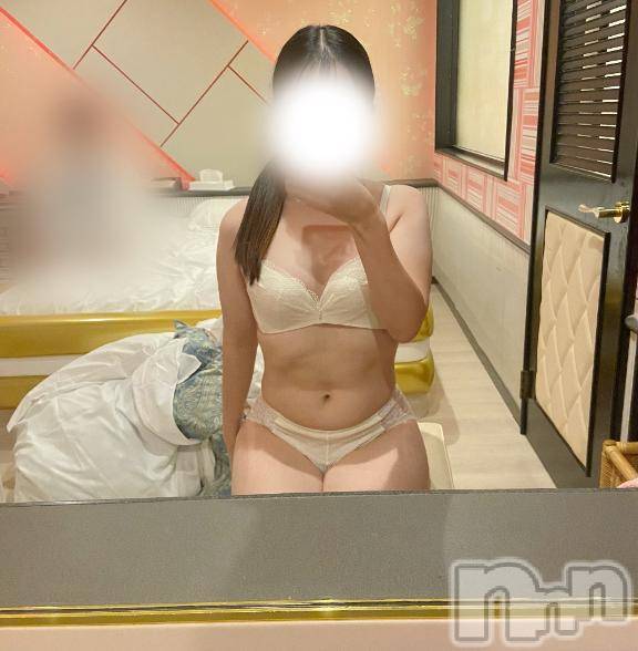 新潟デリヘルMelt(メルト) りず(22)の1月4日写メブログ「先程のお礼…💌🤍」