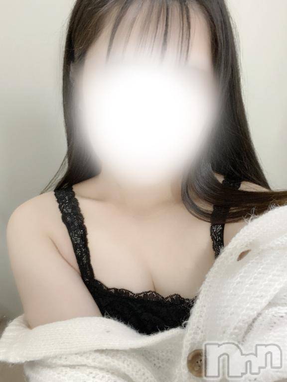新潟デリヘルMelt(メルト) りず(22)の1月25日写メブログ「出勤…🙂‍↕️🤍」