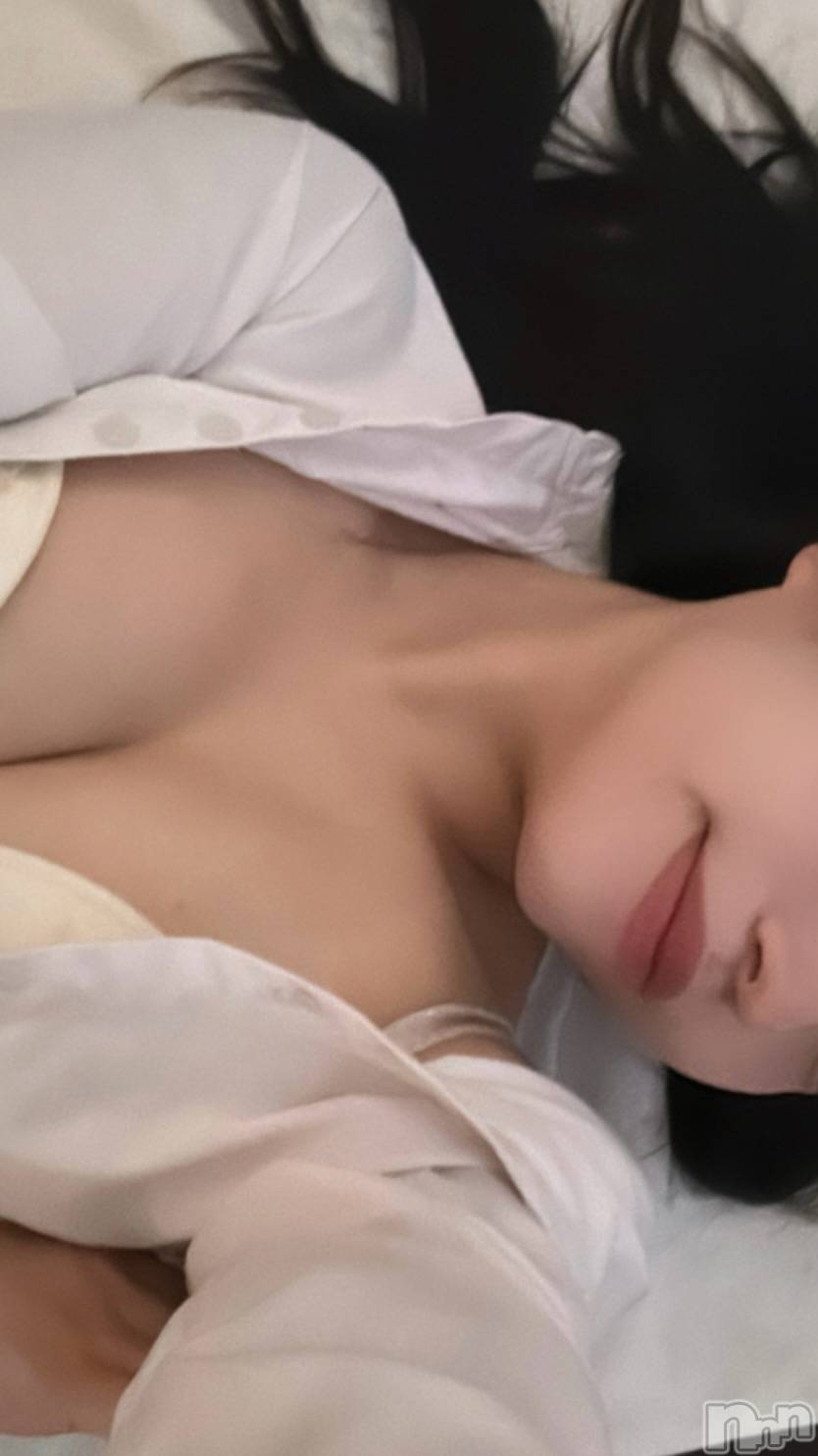 新潟メンズエステMen's Spa 神の手(メンズスパカミノテ)鈴宮ちひろ(24)の2025年11月30日写メブログ「夜出勤について💌」