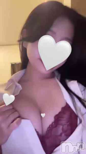 鈴宮ちひろの動画 はじめて