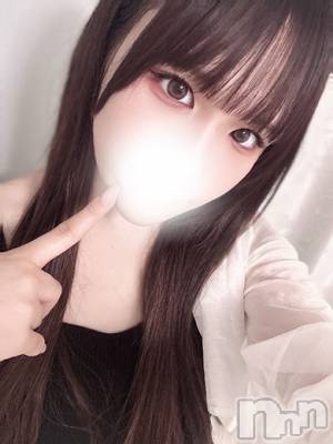 いおり(21) 身長160cm、スリーサイズB83(D).W56.H83。 全力！！乙女坂46在籍。