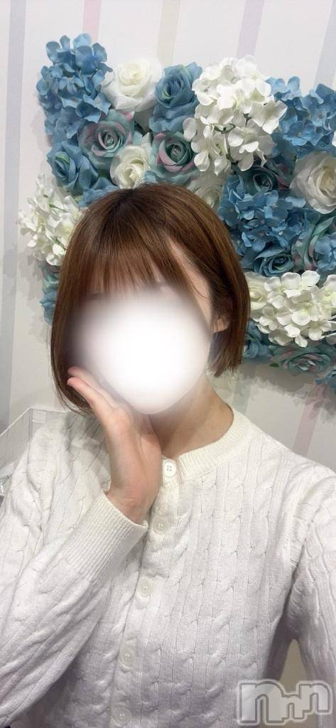 新潟デリヘルsleepy girl(スリーピーガール)たまちゃん(18)の2026年5月1日写メブログ「な　ぜ　い　る　ん　だ　い」