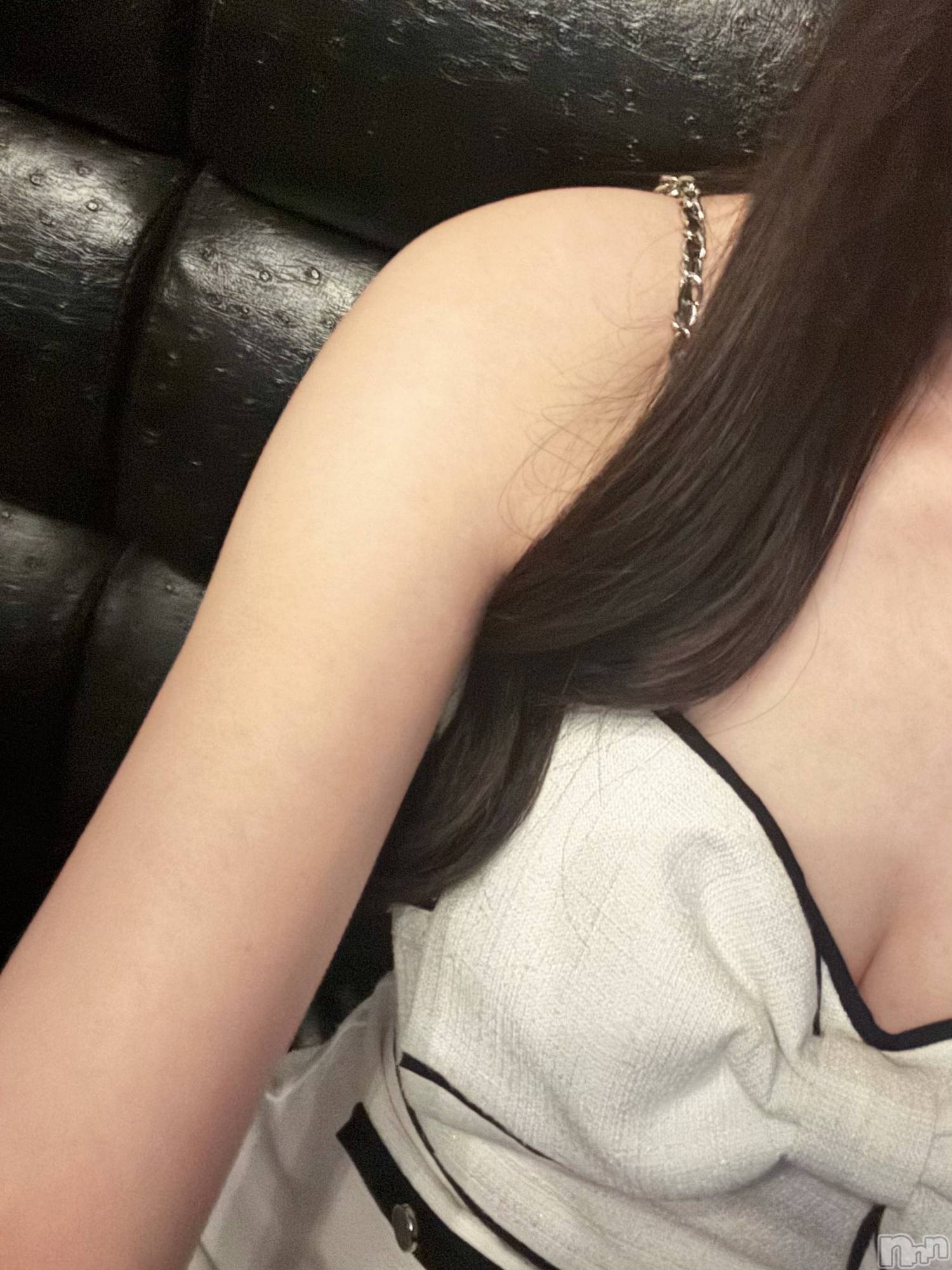 ĹХ顦Lounge Louis(饦󥸥륤) 2025ǯ924̥֥924 2233ʬΥ֥