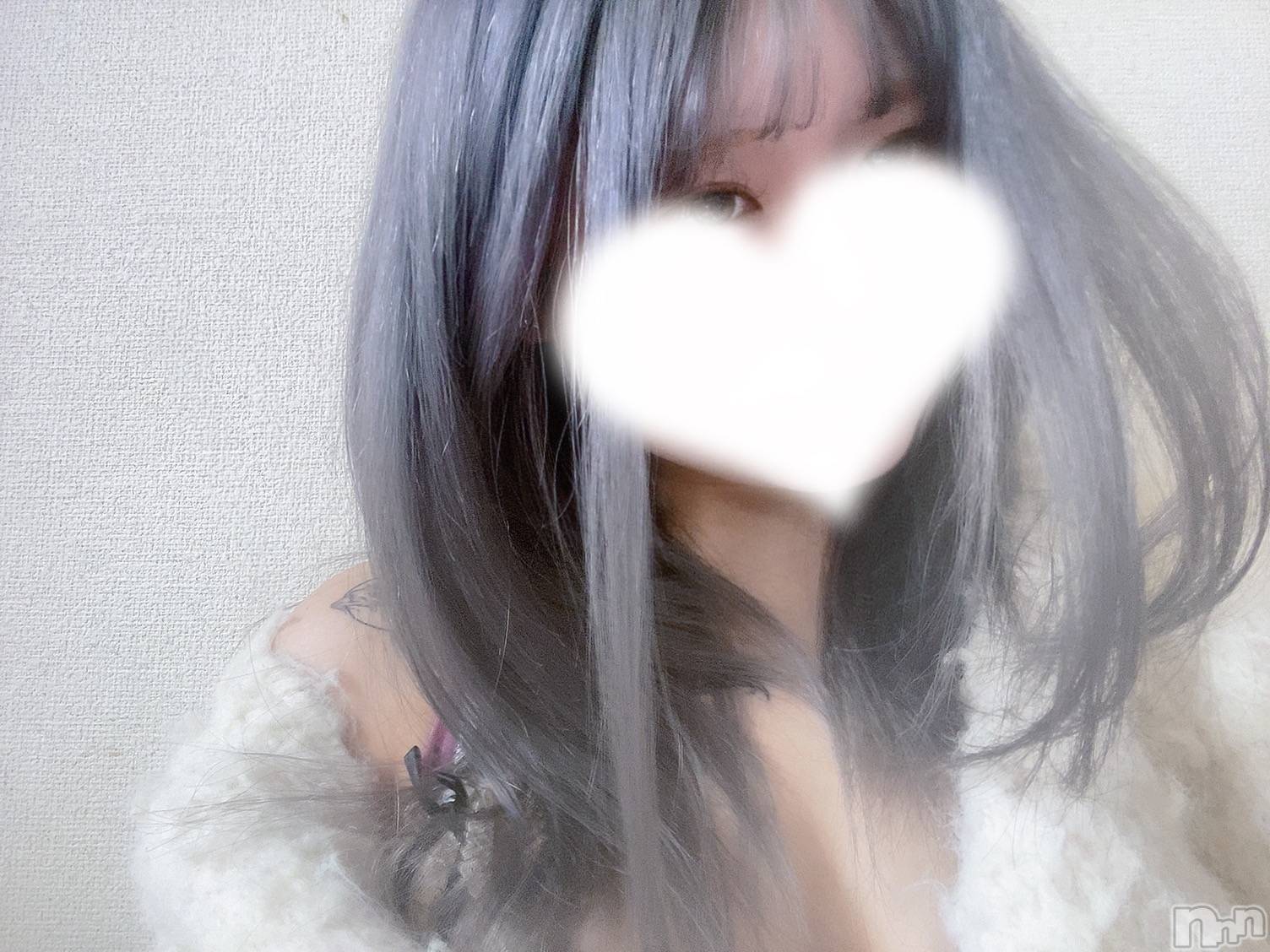 新潟デリヘルCherish Amulet(チェリッシュ アミュレット)のの★ ≪巨乳どエロ美少女≫(22)の2025年12月18日写メブログ「どこの穴にでしょうか🤫」