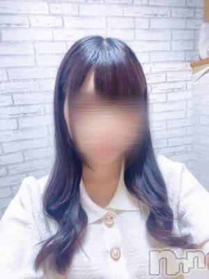 #体入める(18) 身長147cm、スリーサイズB84(B).W54.H81。三条デリヘル コスプレ専門店　BLUE MOON(ブルームーン)在籍。