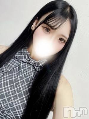かりな(21) 身長159cm、スリーサイズB86(D).W56.H84。上越デリヘル BLUE BIRD上越店(ブルーバード上越店)在籍。